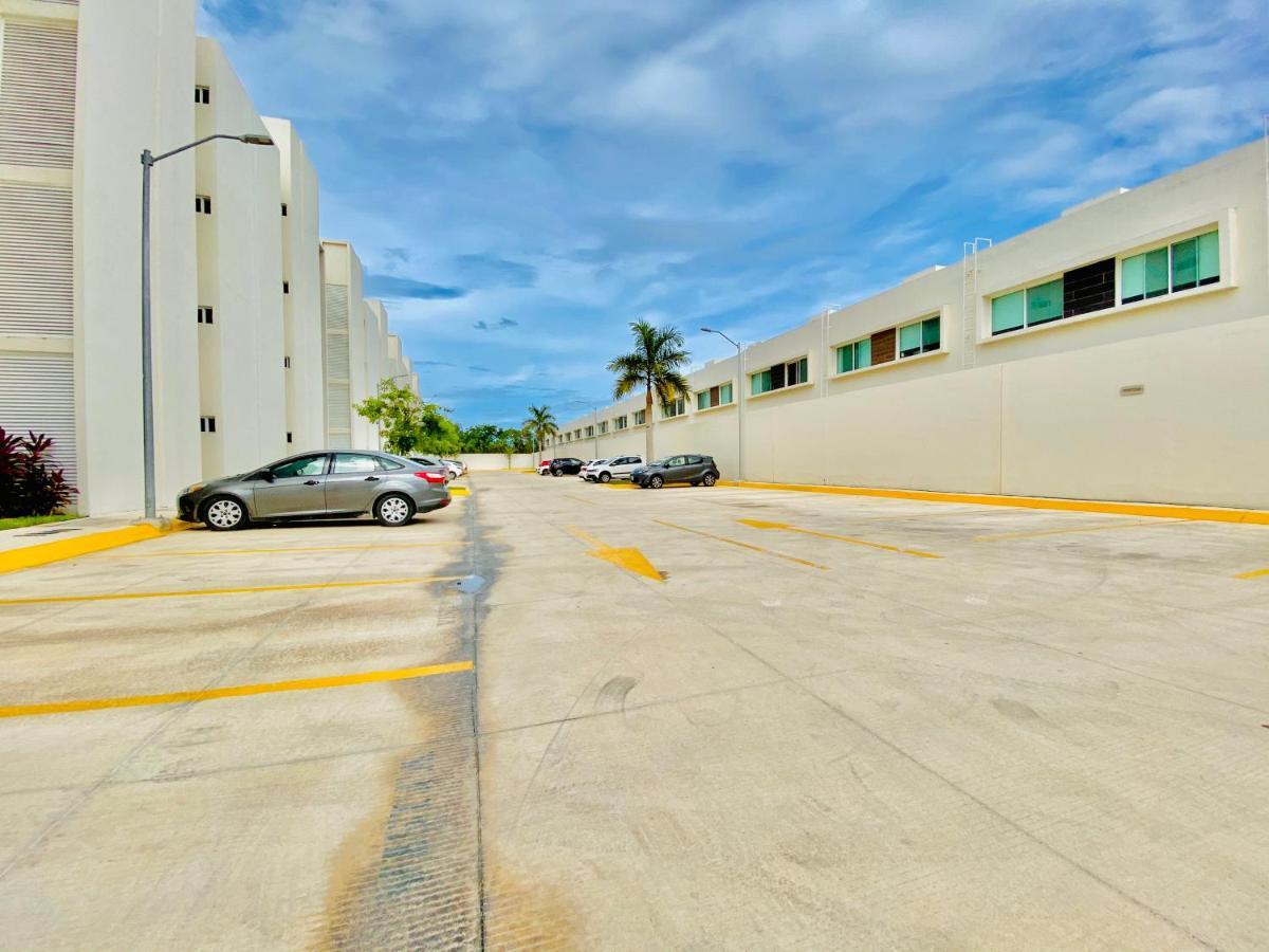 Encanto Con 2 Habitaciones En Long Island Cancún Kültér fotó